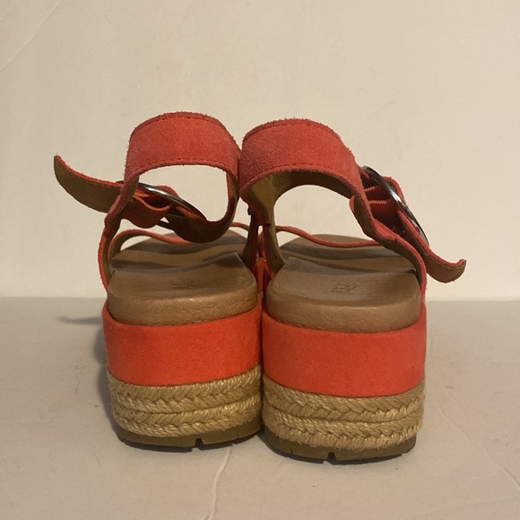 Ugg April Coral Platform Espadrille Shoes - Picture 3 of 10
